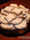 Kourabiedes with Ouzo