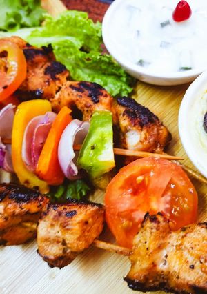A picture of Shish Taouk.