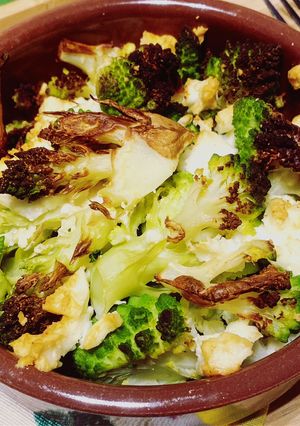 Foto di Scontro fra conquistatori: cavolo romano vs. feta greca