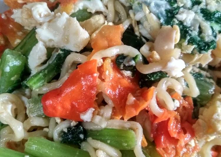 Indomie goreng pedas gila 🔥