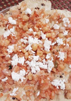 A picture of Masala papad.