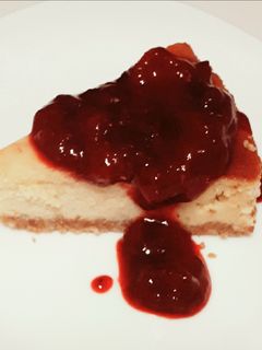 A picture of Classic cheesecake.