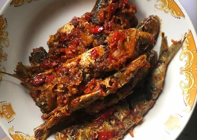 Resep Sambal Ikan Layang Oleh Cifiana Handayani Cookpad