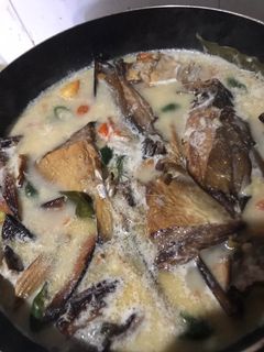 Foto resep Manggut ikan pari asap