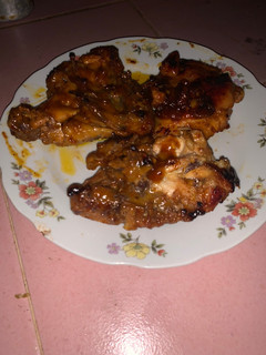 Una foto de Pollo al ajillo