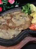 Steak tempe creamy mushroom sauces
