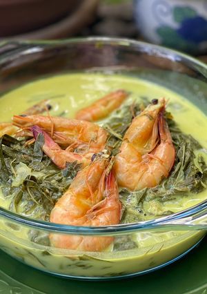 Gambar Pucuk Ubi Masak Lemak Bersama Udang