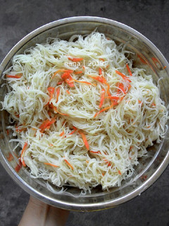 Foto resep Bihun putih isian martabak / tahu isi