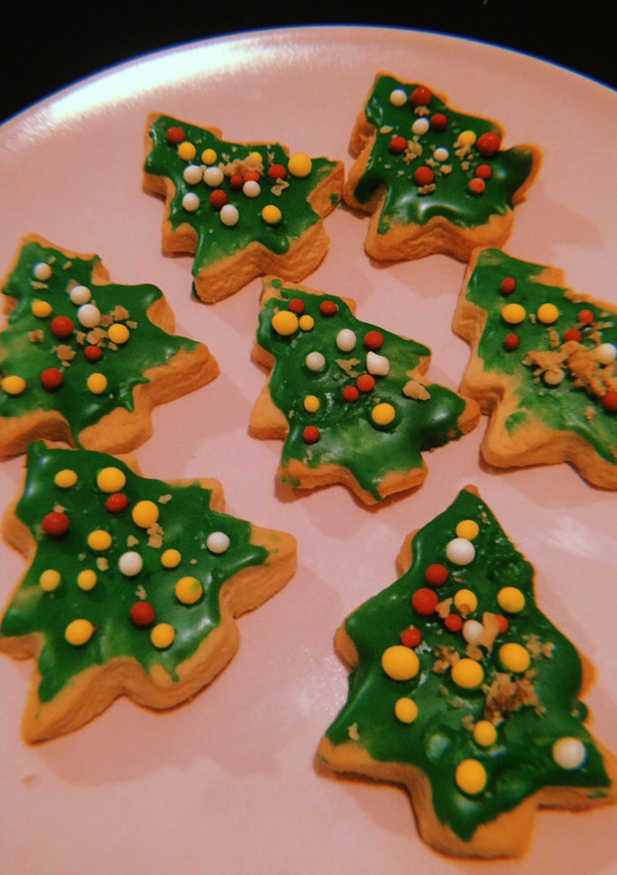 Una foto de Galletas de mantequilla navideñas 🍪🎄
