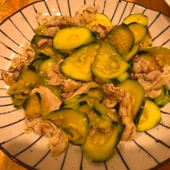 A picture of Stir-fried Zucchini and pork.