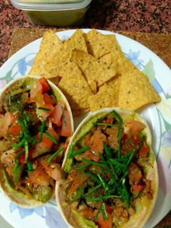Una foto de Tacos veganos con soja texturizada