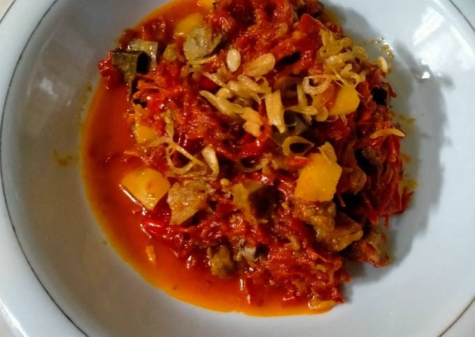 Cara gampang membuat Sambal Goreng Daging dan Hati Sapi Cirebon dijamin nagih banget