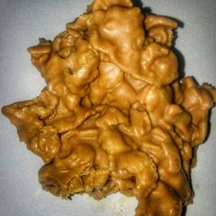 Frosted Flake Cereal Clusters A picture of Frosted Flake Cereal Clusters.