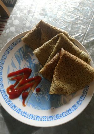 A picture of Moong dal dosa.
