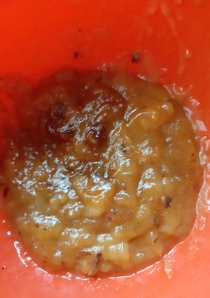 A picture of Raw mango chutney.