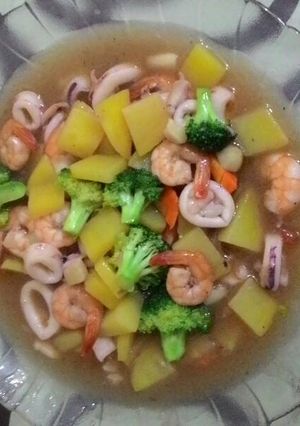 Foto resep Ca Brokoli Seafood Saus Tiram