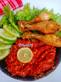Foto resep Ayam Goreng Ungkep Sambal Terasi