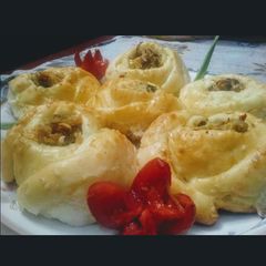 A picture of Rose roll.