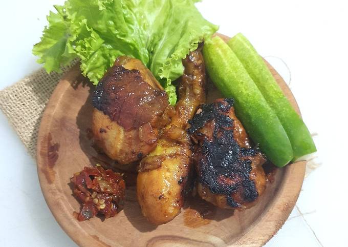 Bagaimana Membuat Ungkep ayam bakar ala fe, Menggugah Selera
