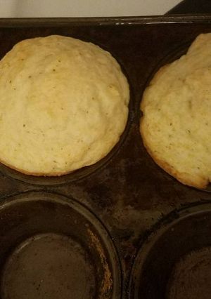 A picture of 5 Ingredient Beer Biscuts.