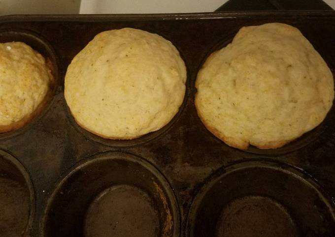 How to Make Gordon Ramsay 5 Ingredient Beer Biscuts