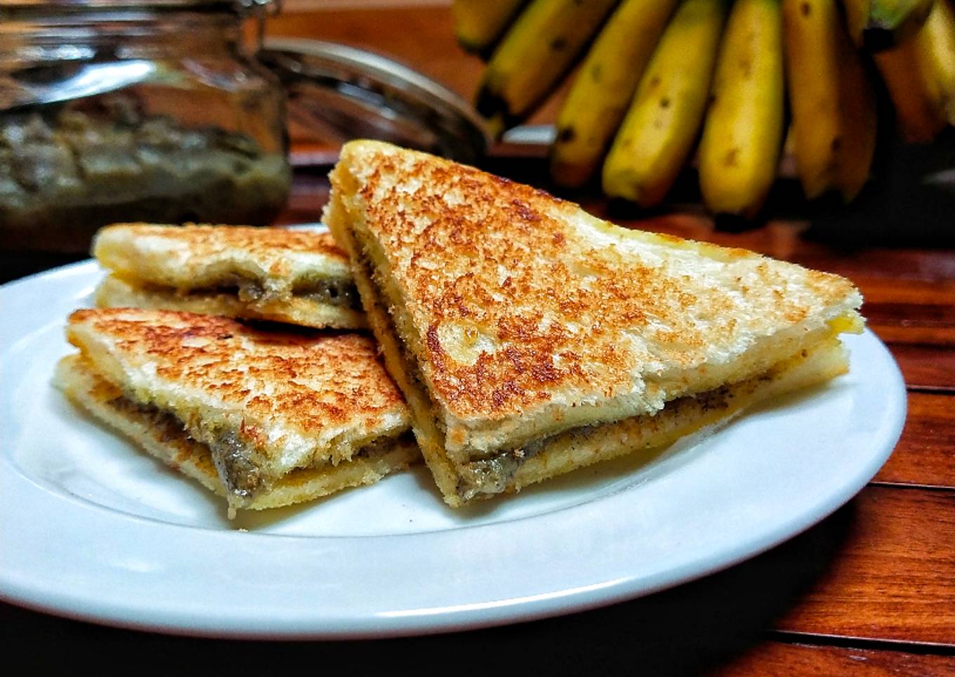 Roti bakar selai pisang camilan mp-asi dan anak-anak simpel