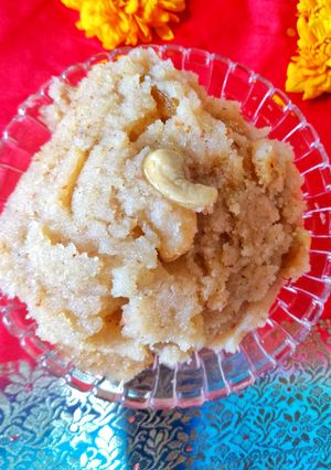 प्रसादाचा शिरा (prasadacha sheera recipe in marathi) रेसिपी चे मुख्य फोटो 