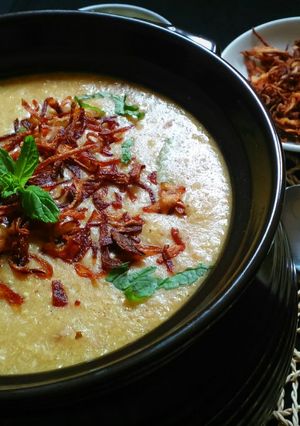 A picture of Chicken Haleem.