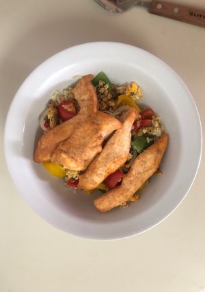 รูปของ ข้าวผัด: อกไก่ปาปริก้า