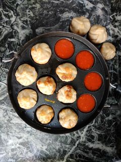 ग्रिल्ड मोमोज़ (grilled momos recipe in Hindi) रेसिपी मुख्य फोटो