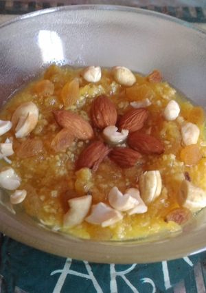 A picture of Apple halwa.