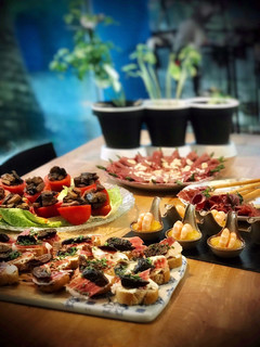 Una foto de 🎄🎅🏻🎄Aperitivos rápidos y saludables para Navidad 🎄🎅🏻🎄