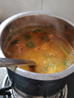 A picture of Murungakkai Sambar.