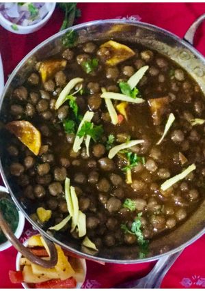 A picture of Chana masala.
