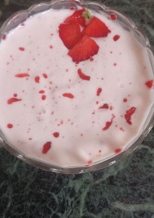 A picture of Sugar free Strawberry Shrikhand.