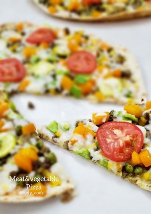 عکسی از دستور پیترا گوشت و سبزیجات🍕🥕🌽🫑🧅🍅