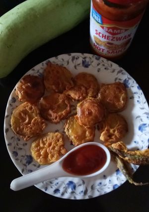 A picture of Bottleguard pakoda.