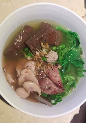 รูปของ ต้มเลือดหมู pork blood soup