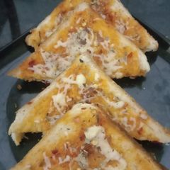 A picture of Hot And Spicy Garlic Bread.