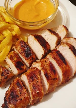 A picture of Orange flavoured skillet grilled chicken breast.
