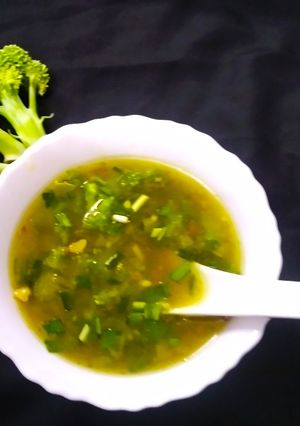 A picture of Brocolli Soup.