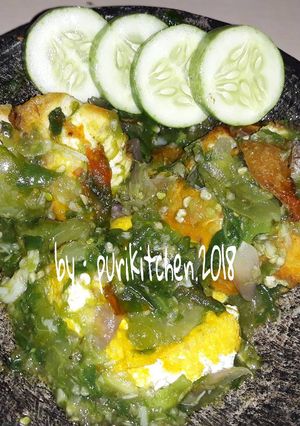Foto resep Ayam Geprek Cabe Ijo