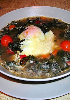 Foto principal de Sopa de ortigas con huevos y arroz de Rumanía