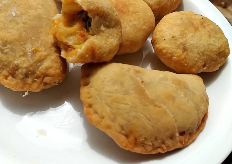 Fried veggies pies