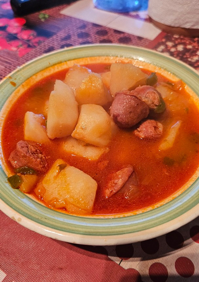 Una foto de Patatas a la riojana