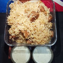 A picture of Desi Style Spicy Mutton Pulao 😋🤩.
