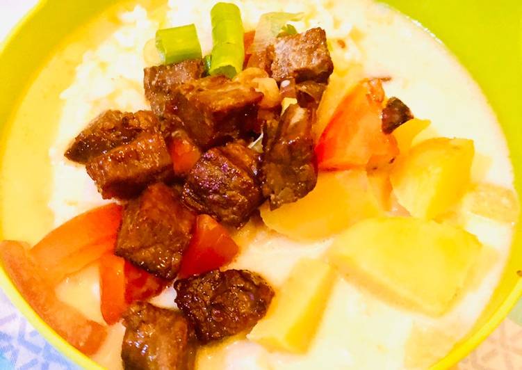 Soto Oseng Daging Sapi Betawi