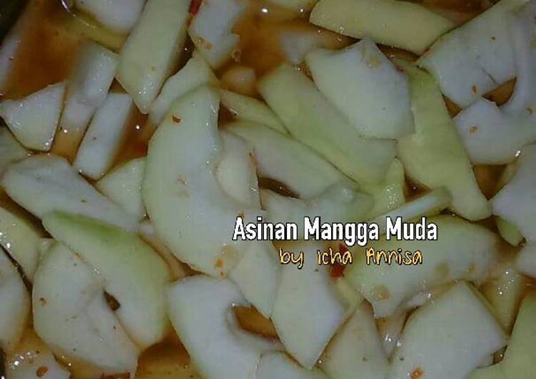 Asinan Mangga Muda