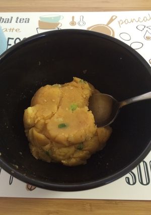 A picture of Dongbei stir-fried mashed potatoes.