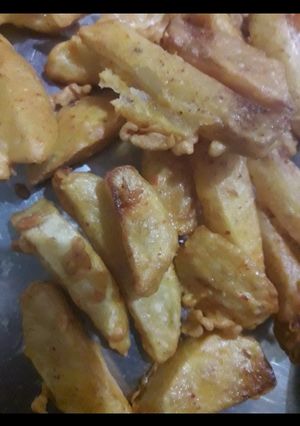 आलू और बेसन की पकौड़ी (aloo aur besan ki pakodi recipe in Hindi) रेसिपी मुख्य फोटो